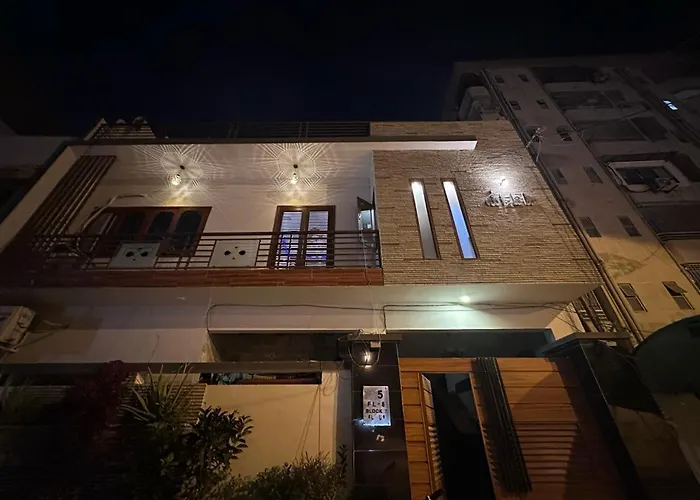 Cozy 2-Bed Portion At Gulshan Iqbal Blk 7
