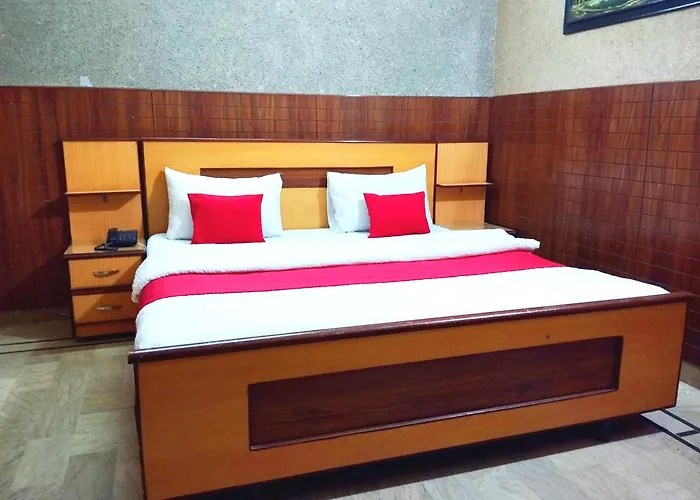 Karachi Motel Guest House